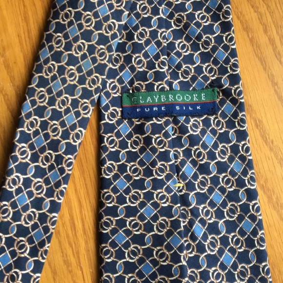 Men’s Silk Neck Tie - Picture 2 of 3